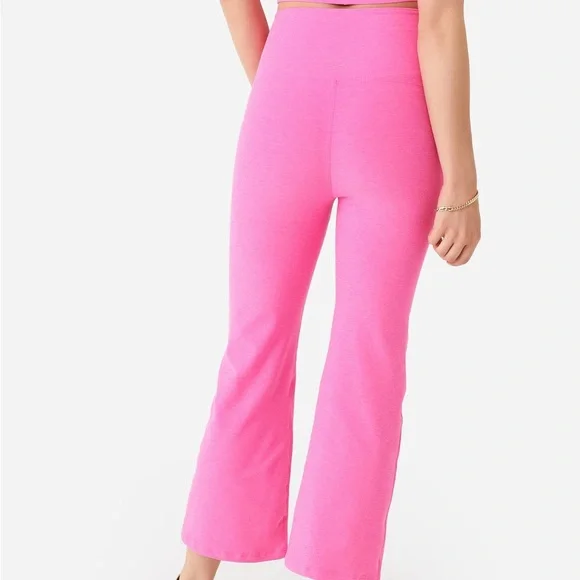 Beyond Yoga Spacedye Retro Cropped Pant in Pink Heather
